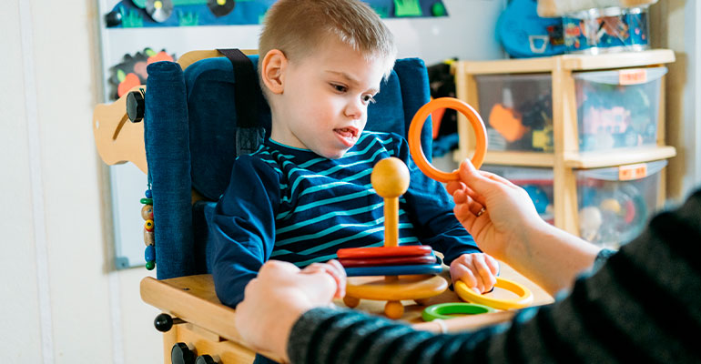 Curso Universitario de Especialización en Intervención básica en discapacidad infantil
