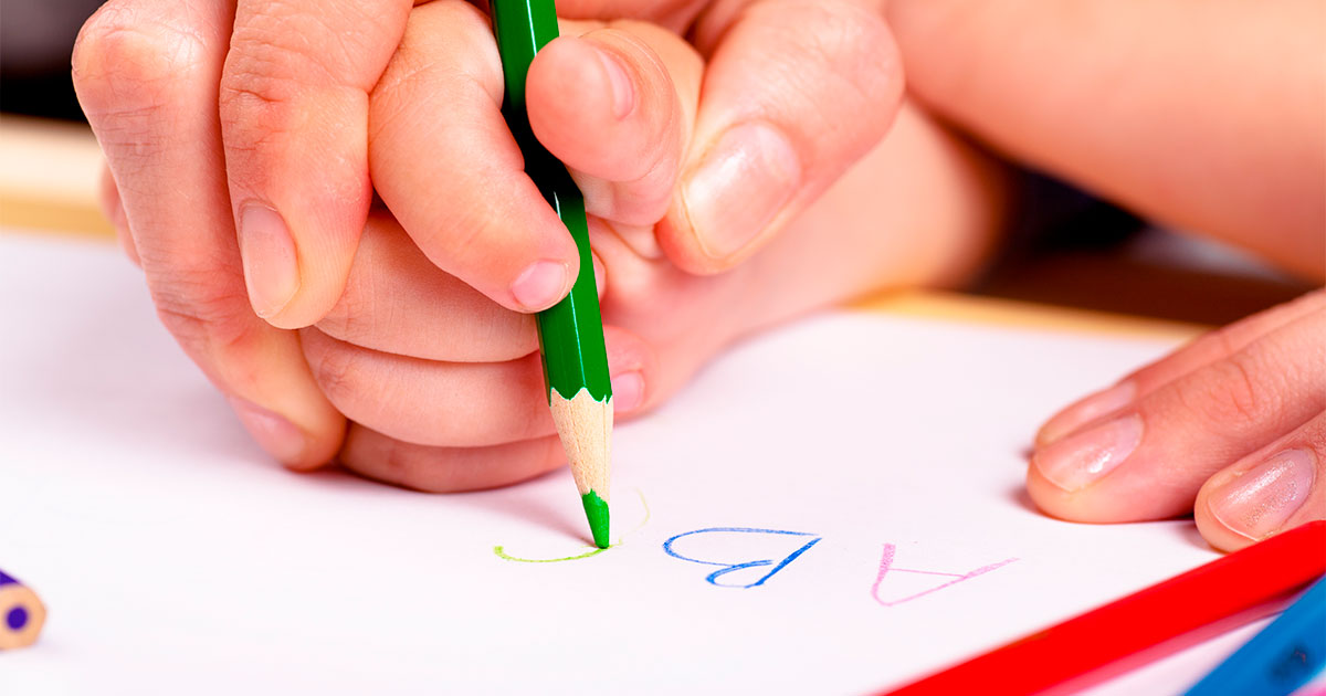 Imagen del artículo Lettering: Qué es y cuáles son sus beneficios en la infancia
